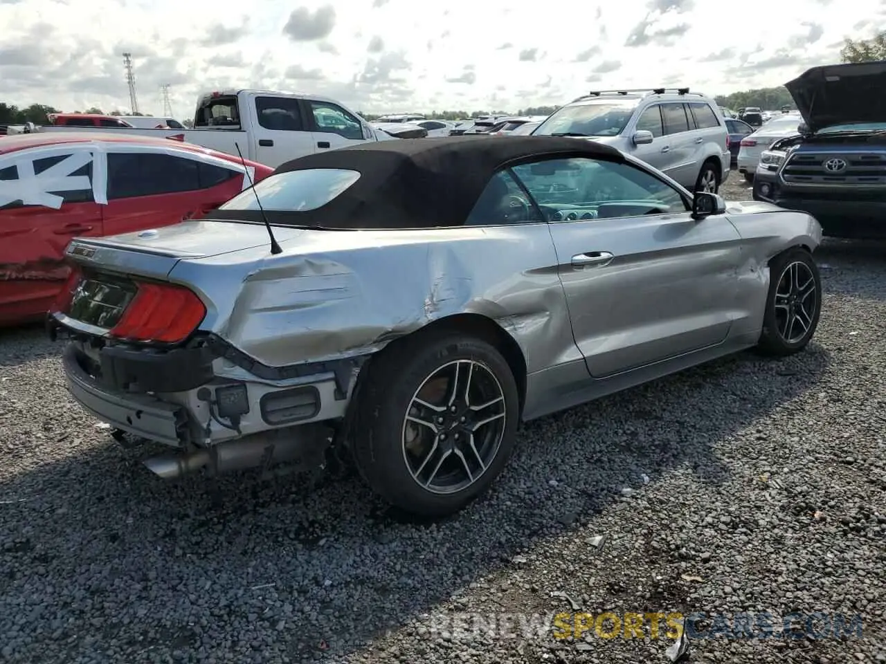 3 Photograph of a damaged car 1FATP8UH5N5119606 FORD ALL Models 2022