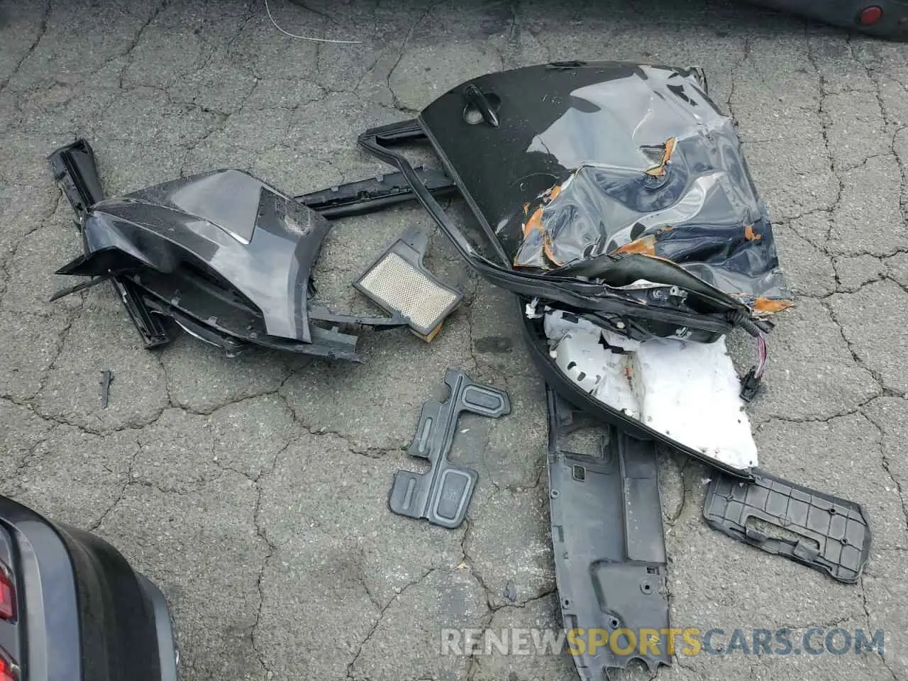 12 Photograph of a damaged car 1FATP8UHXN5124624 FORD ALL Models 2022