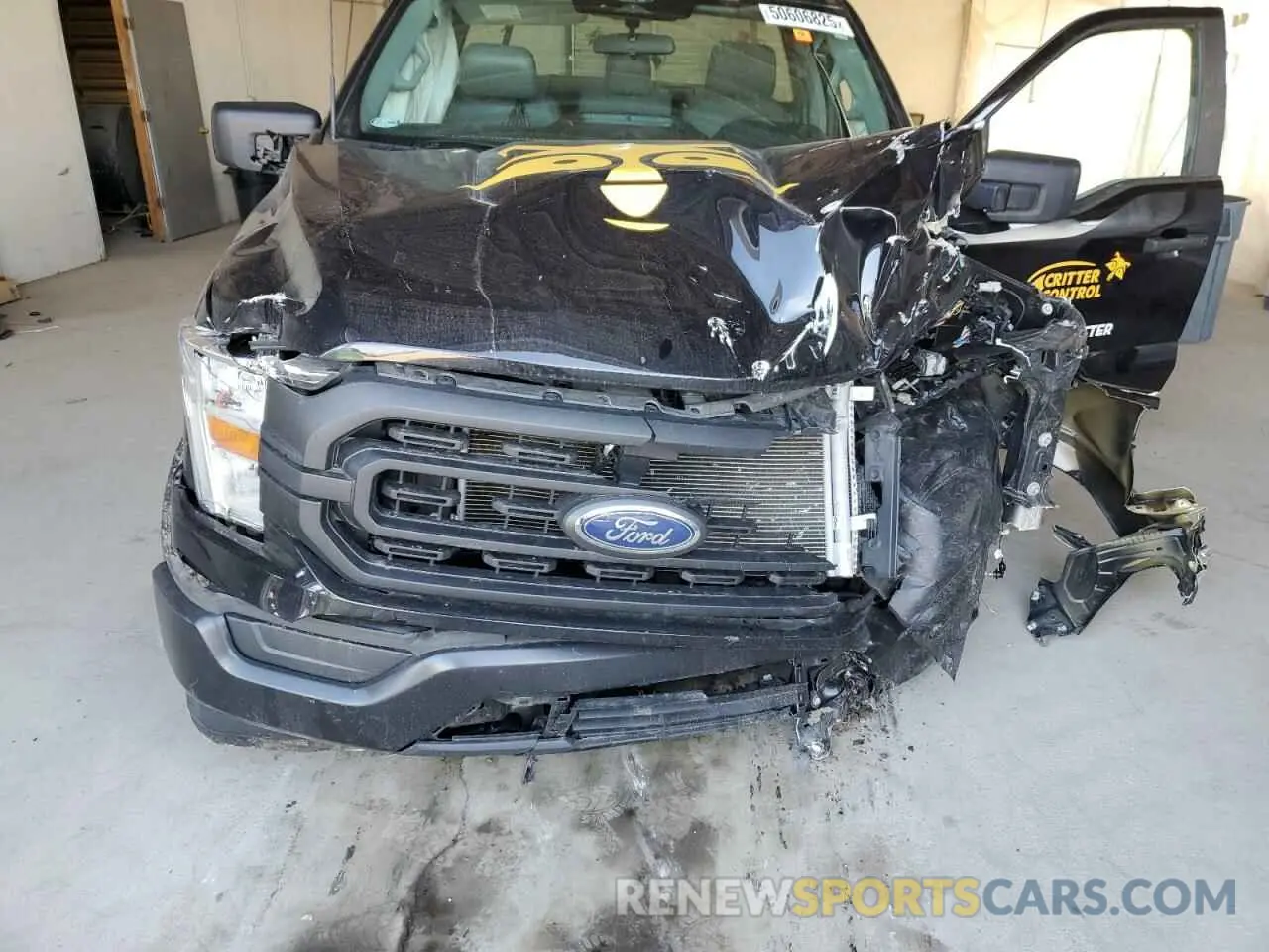 12 Photograph of a damaged car 1FTMF1CB1NKE06724 FORD All Models 2022