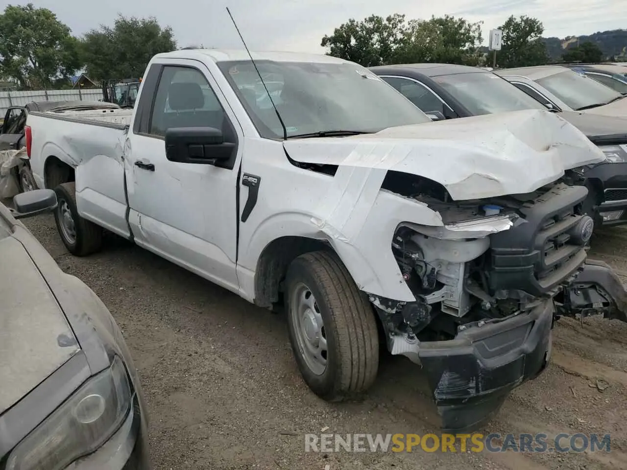 4 Photograph of a damaged car 1FTMF1CB1NKF28015 FORD All Models 2022