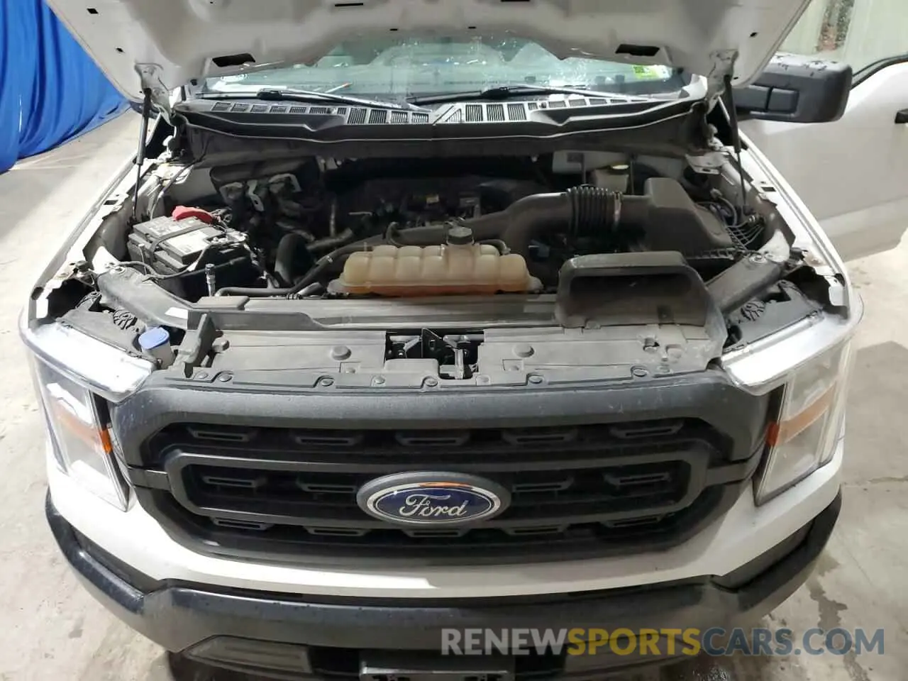 11 Photograph of a damaged car 1FTMF1CP1NKE43669 FORD All Models 2022