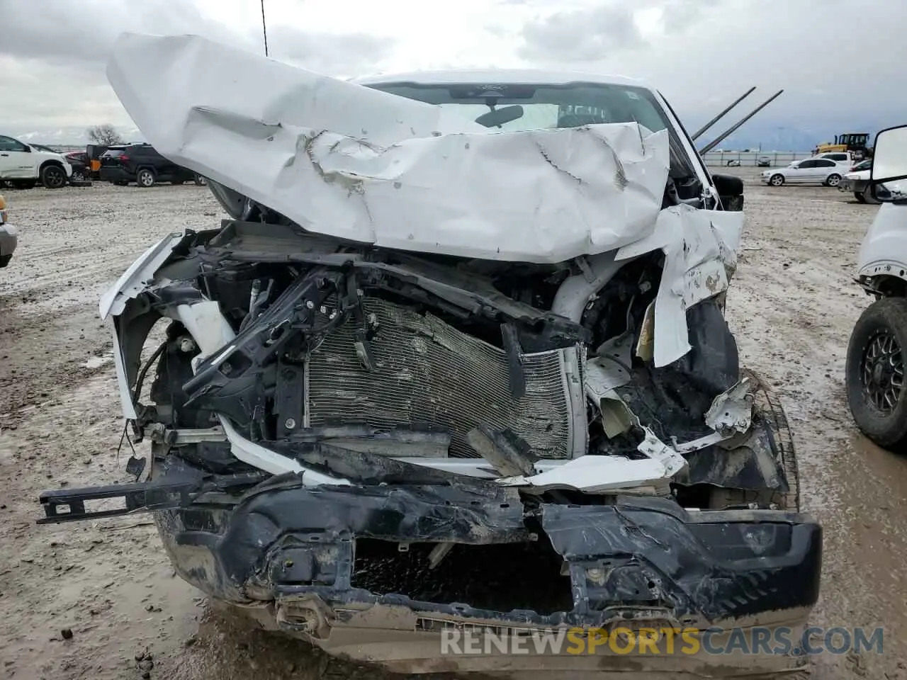 5 Photograph of a damaged car 1FTMF1EB1NKE34424 FORD All Models 2022