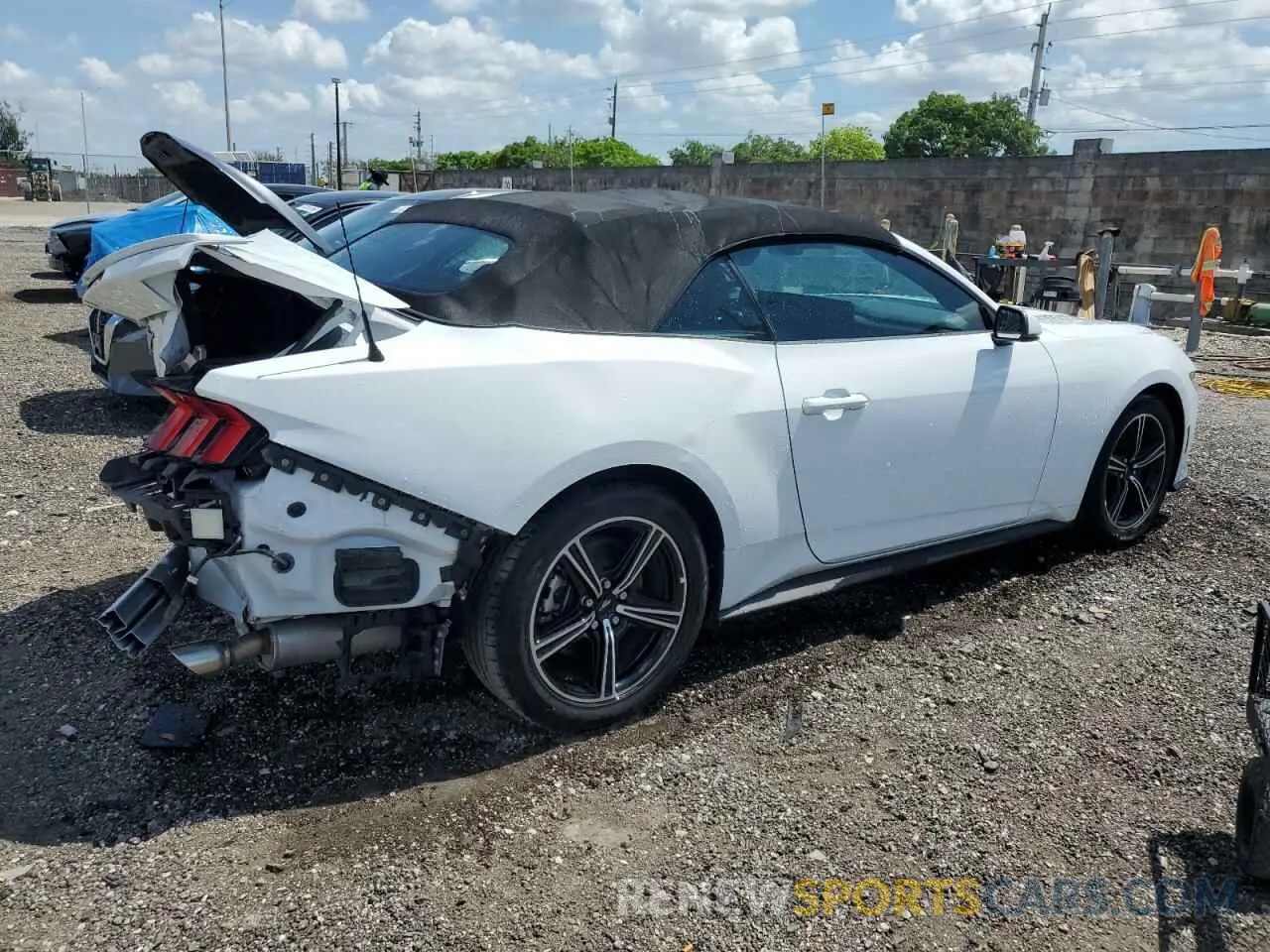 3 Photograph of a damaged car 1FAGP8UH9R5133791 FORD ALL Models 2024