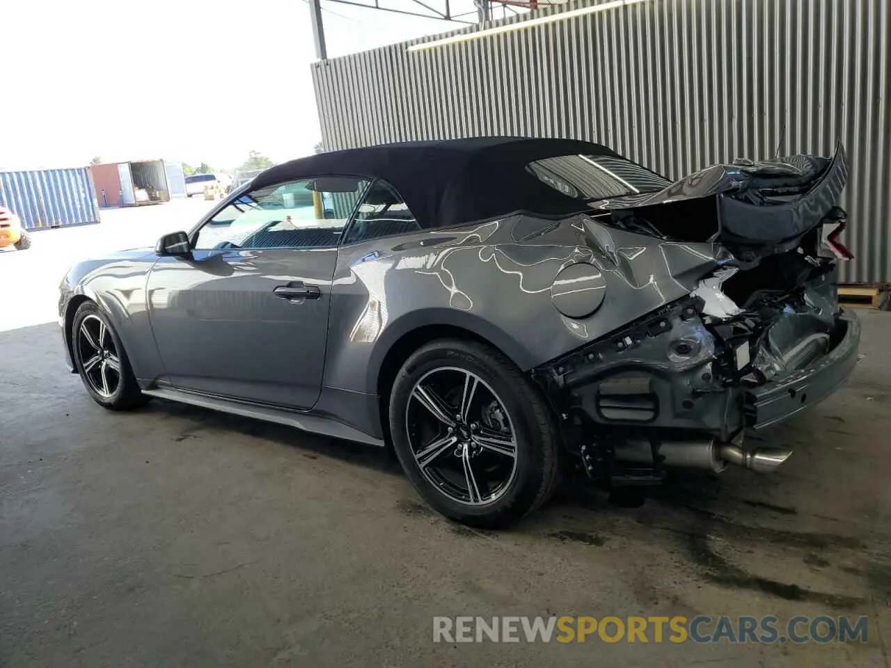 2 Photograph of a damaged car 1FAGP8UHXS5105858 FORD ALL Models 2025