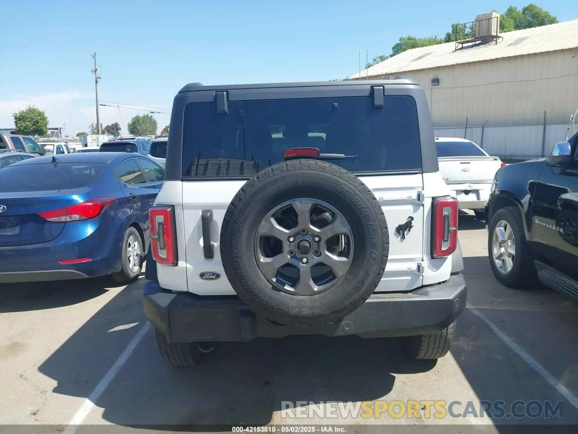 16 Photograph of a damaged car 1FMDE5AP9MLA72598 FORD BRONCO 2021