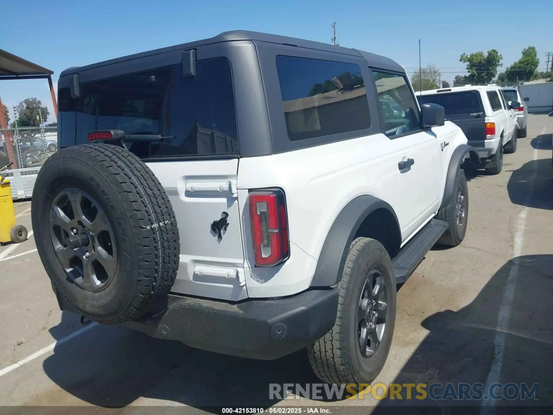 4 Photograph of a damaged car 1FMDE5AP9MLA72598 FORD BRONCO 2021
