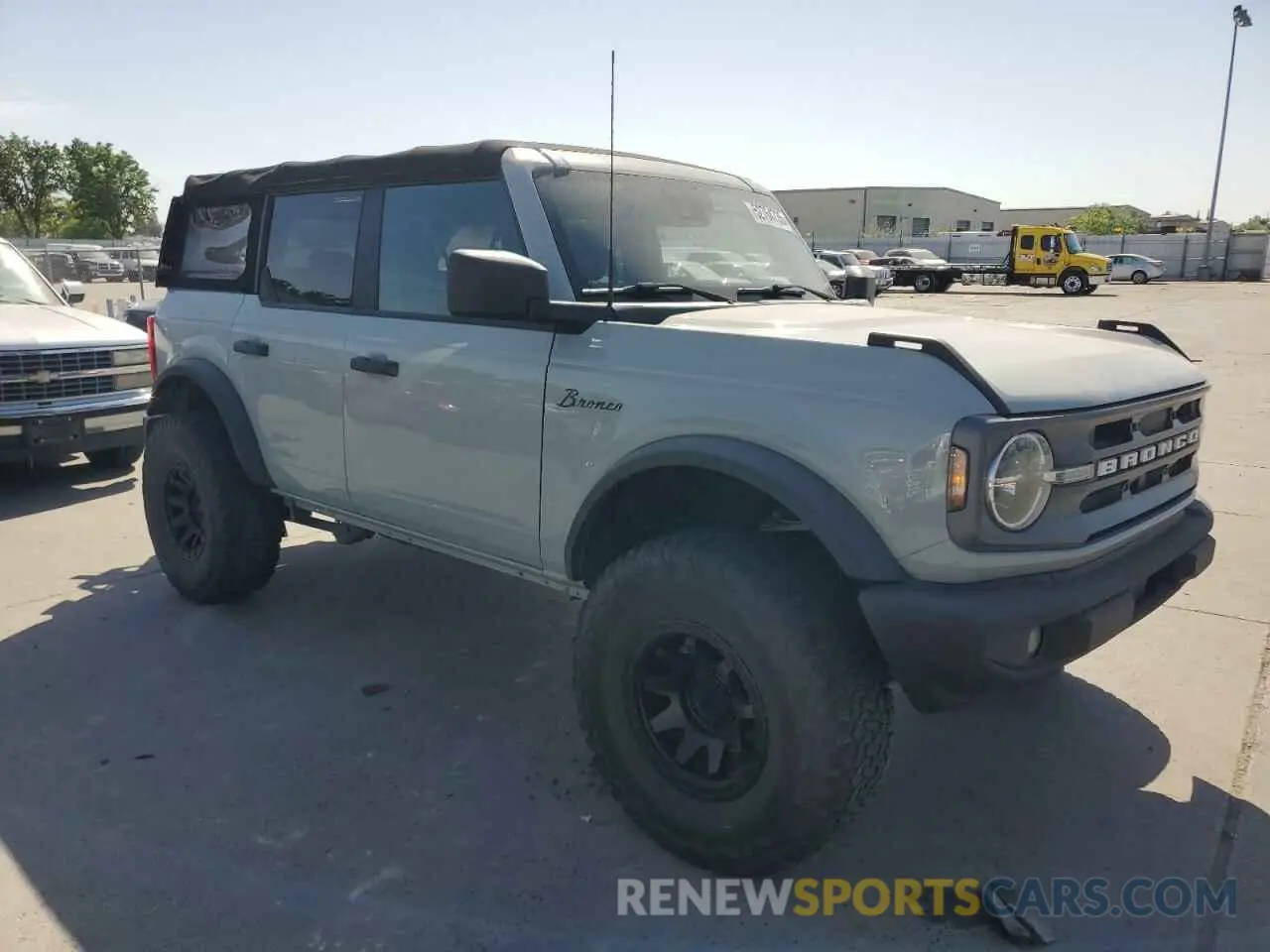 4 Photograph of a damaged car 1FMDE5BH0MLA73646 FORD BRONCO 2021