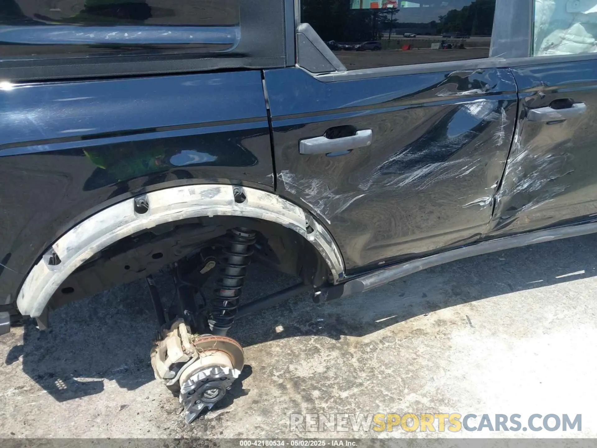 6 Photograph of a damaged car 1FMDE5BH2MLB03794 FORD BRONCO 2021