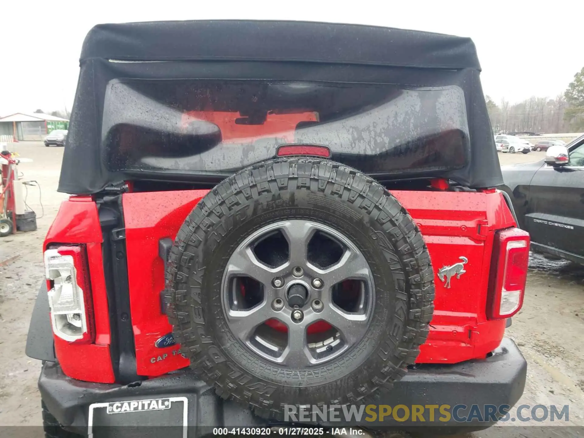 6 Photograph of a damaged car 1FMDE5BH3MLB09197 FORD BRONCO 2021