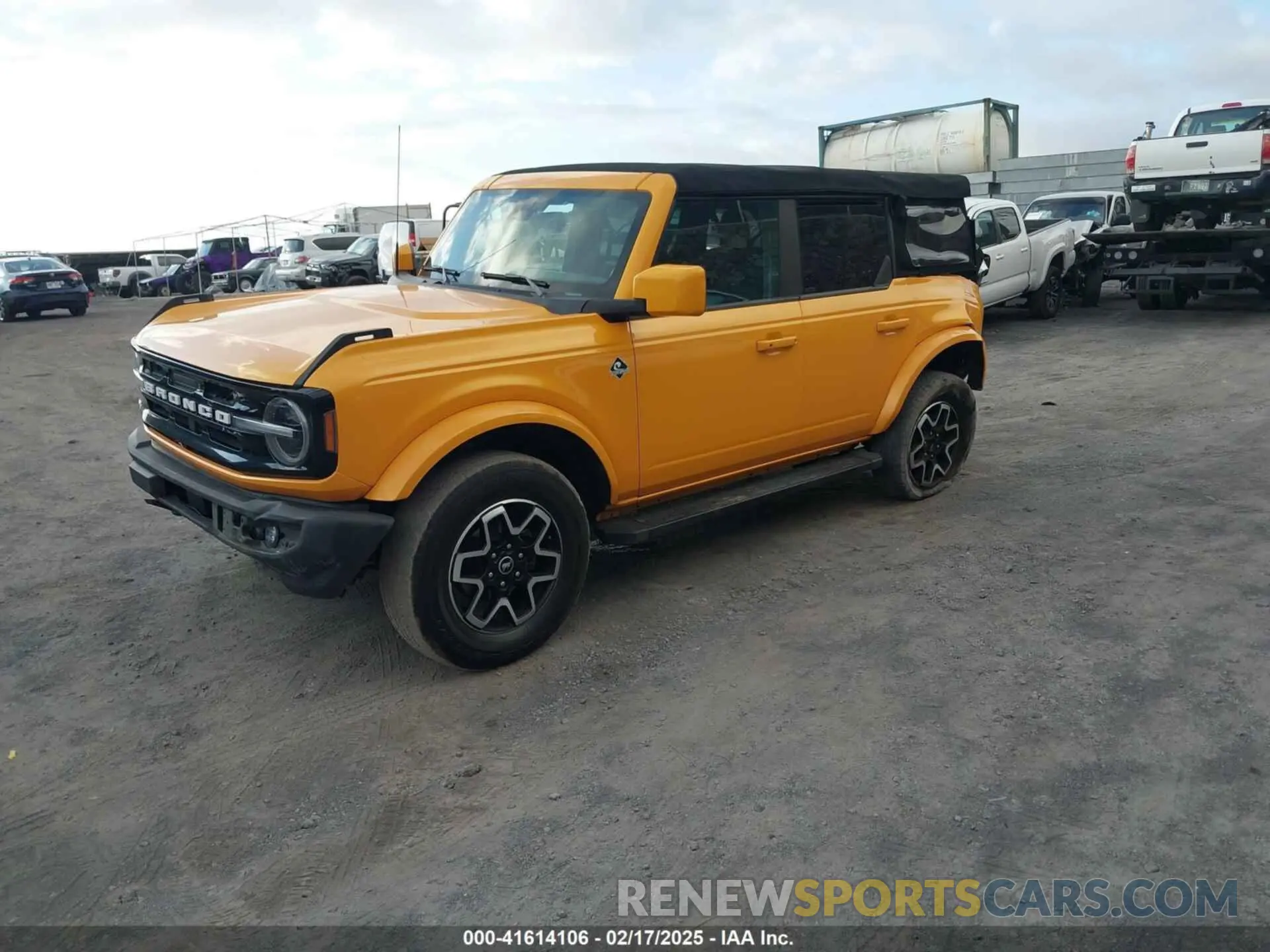 2 Photograph of a damaged car 1FMDE5BH4MLA60883 FORD BRONCO 2021