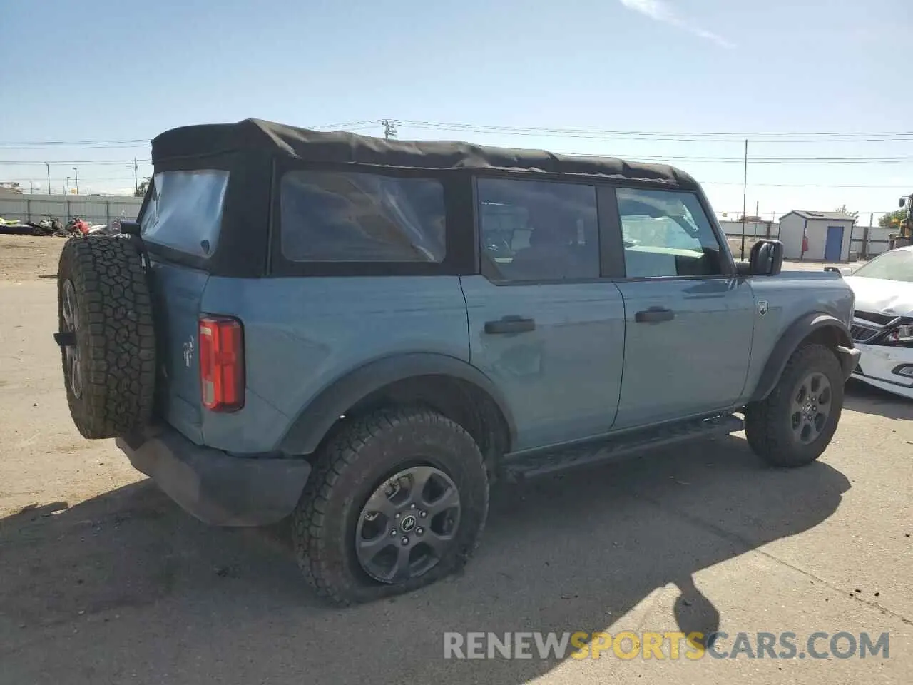 3 Photograph of a damaged car 1FMDE5BH4MLA84116 FORD BRONCO 2021