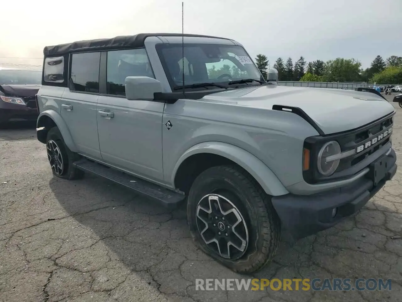 4 Photograph of a damaged car 1FMDE5BHXMLB05390 FORD BRONCO 2021