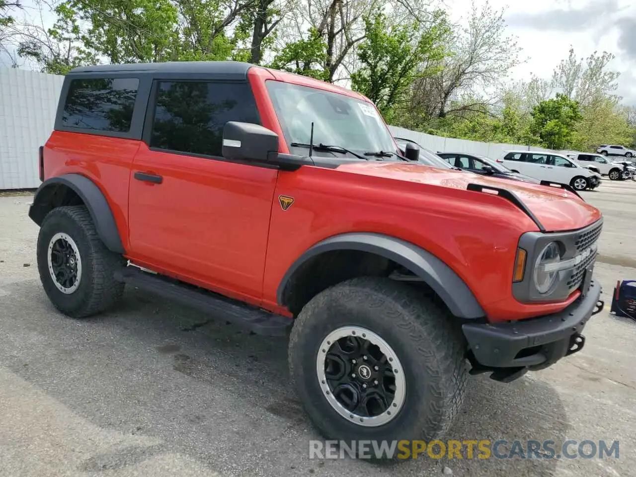 4 Photograph of a damaged car 1FMDE5CP7MLB07037 FORD BRONCO 2021