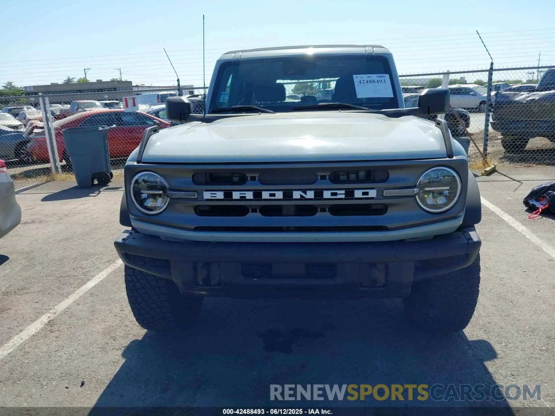 12 Photograph of a damaged car 1FMDE5DH0MLA94865 FORD BRONCO 2021
