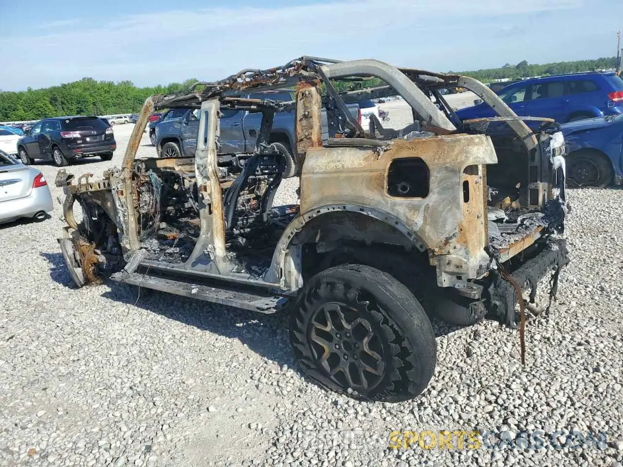 2 Photograph of a damaged car 1FMDE5DH5MLB01194 FORD BRONCO 2021