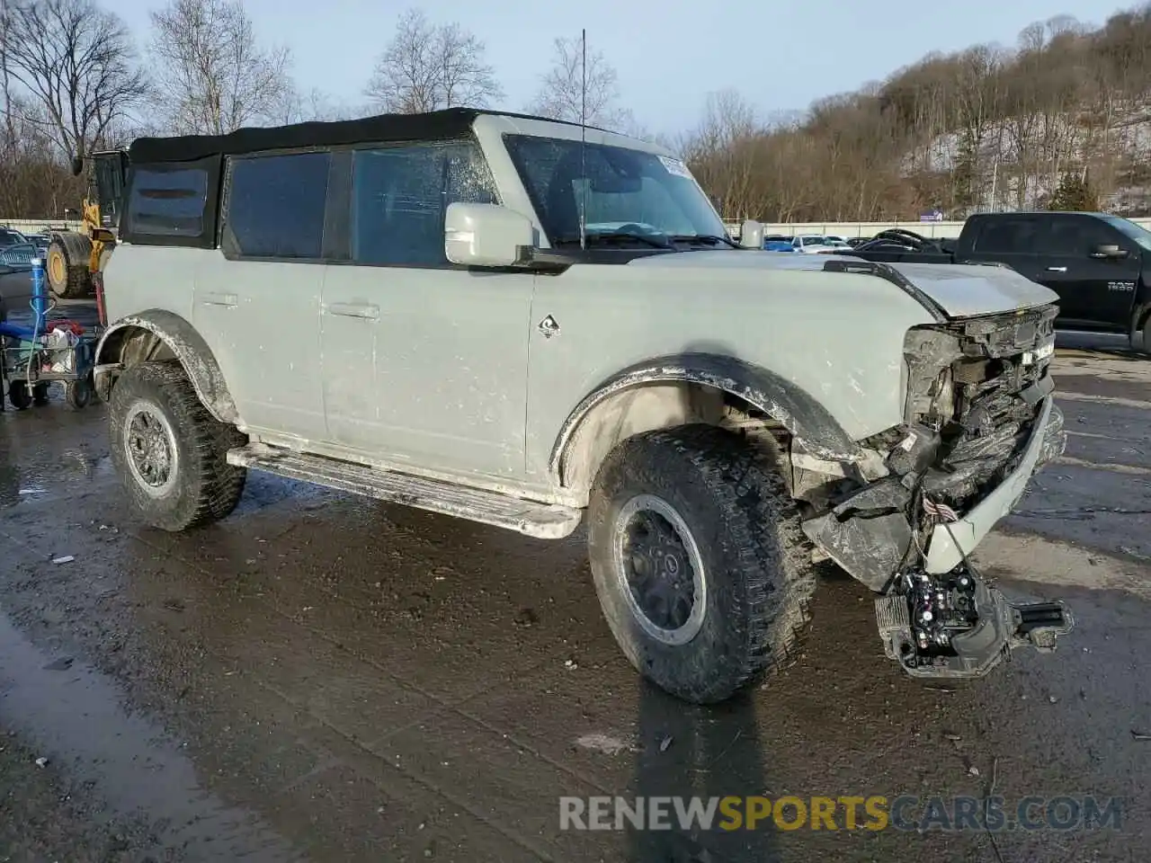 4 Photograph of a damaged car 1FMDE5DH7MLA94877 FORD BRONCO 2021