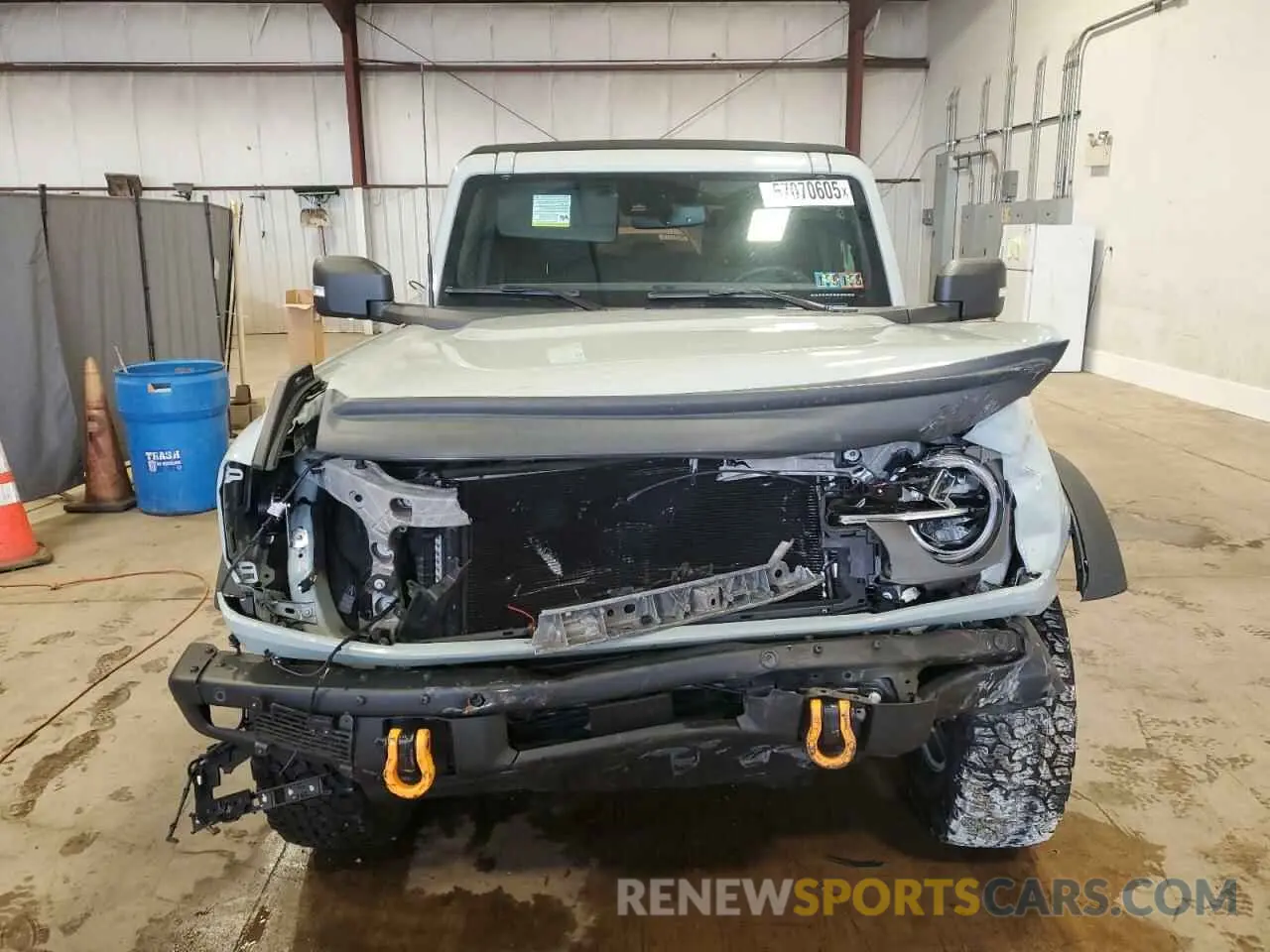 5 Photograph of a damaged car 1FMEE5DH6MLB02410 FORD BRONCO 2021