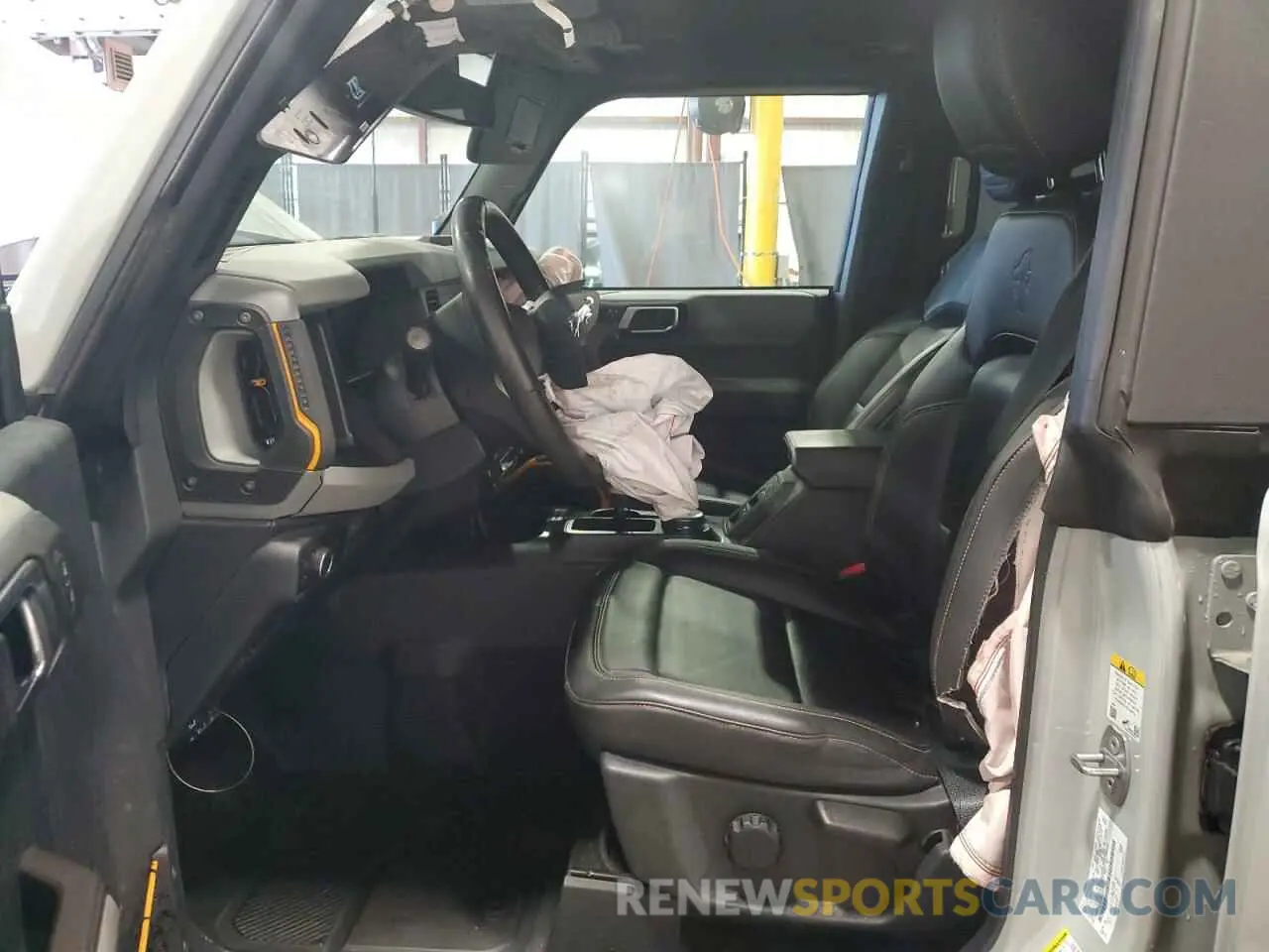 7 Photograph of a damaged car 1FMEE5DH6MLB02410 FORD BRONCO 2021