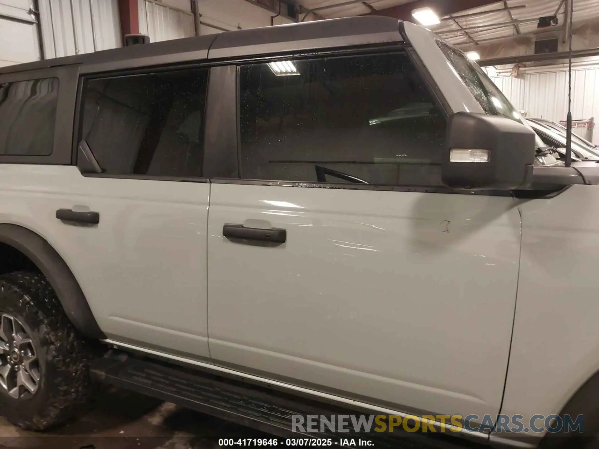 13 Photograph of a damaged car 1FMEE5DP0MLA64549 FORD BRONCO 2021