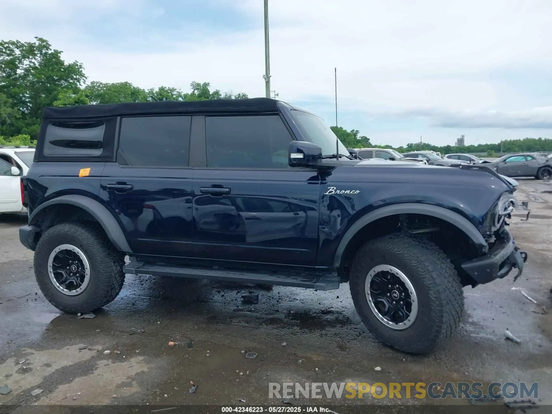 14 Photograph of a damaged car 1FMEE5DP2MLA89419 FORD BRONCO 2021