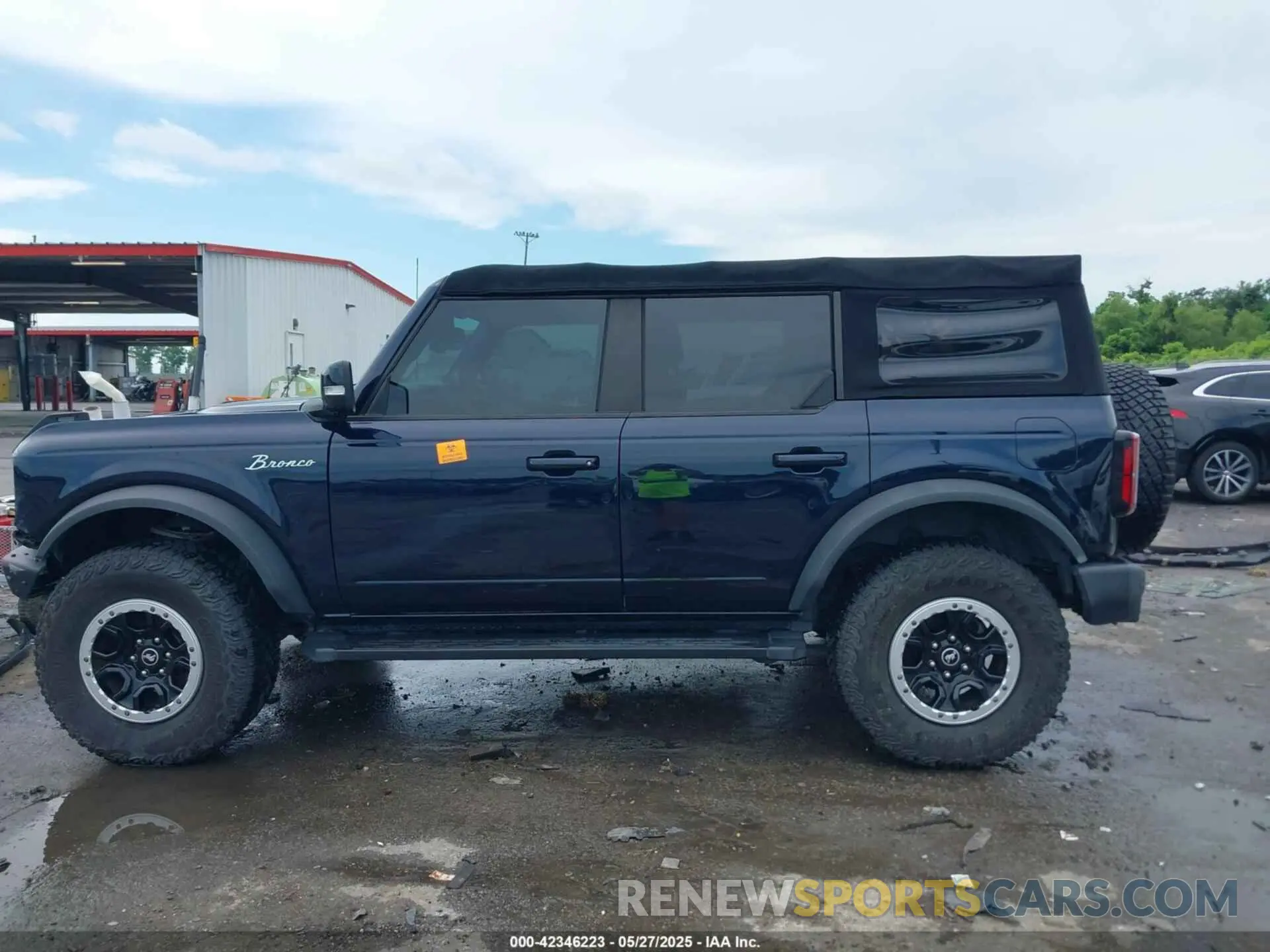 15 Photograph of a damaged car 1FMEE5DP2MLA89419 FORD BRONCO 2021