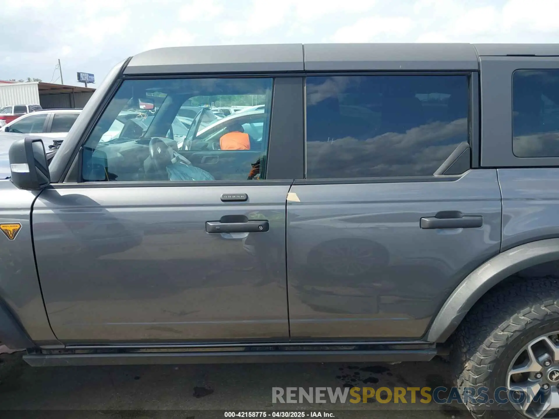 13 Photograph of a damaged car 1FMEE5DP3MLB06714 FORD BRONCO 2021