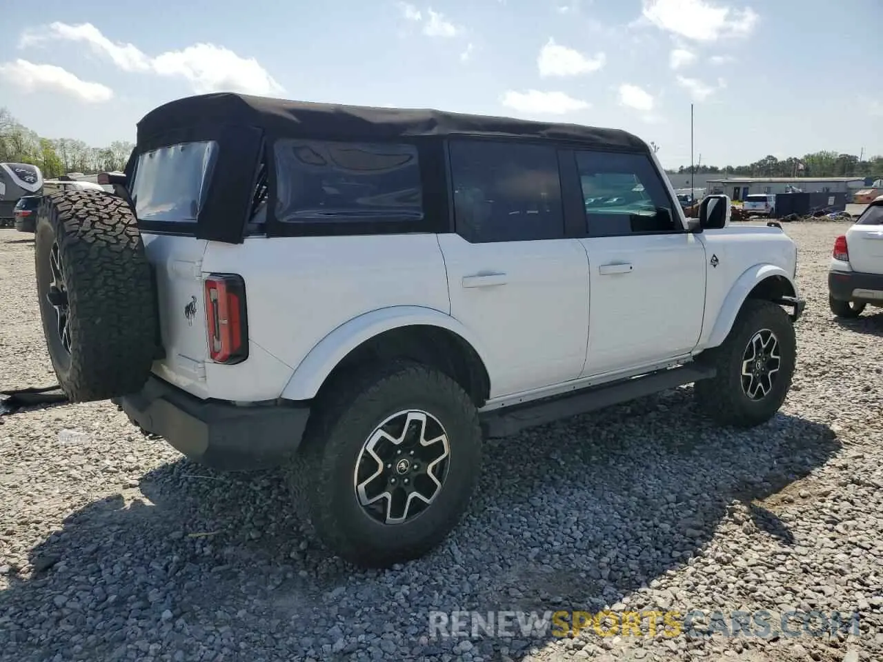 3 Photograph of a damaged car 1FMEE5DP5MLA86594 FORD BRONCO 2021