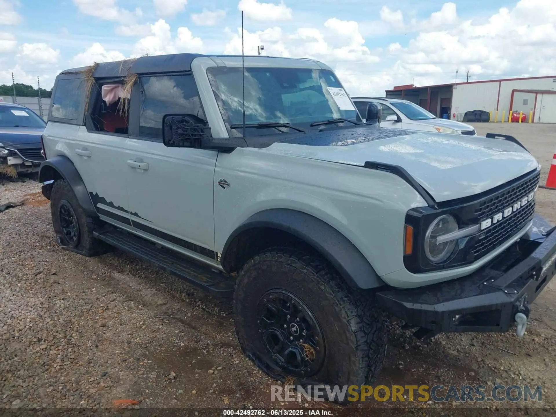 1 Photograph of a damaged car 1FMEE5DP6MLA61655 FORD BRONCO 2021