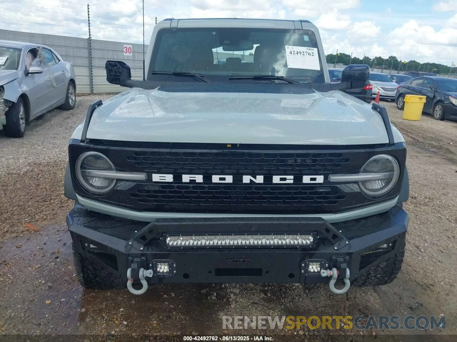 12 Photograph of a damaged car 1FMEE5DP6MLA61655 FORD BRONCO 2021