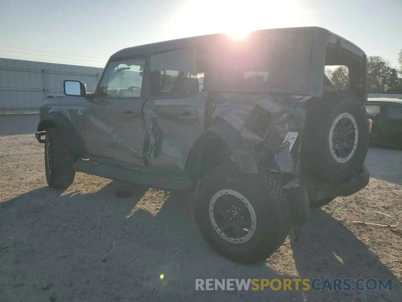 2 Photograph of a damaged car 1FMEE5DP7MLB03461 FORD BRONCO 2021