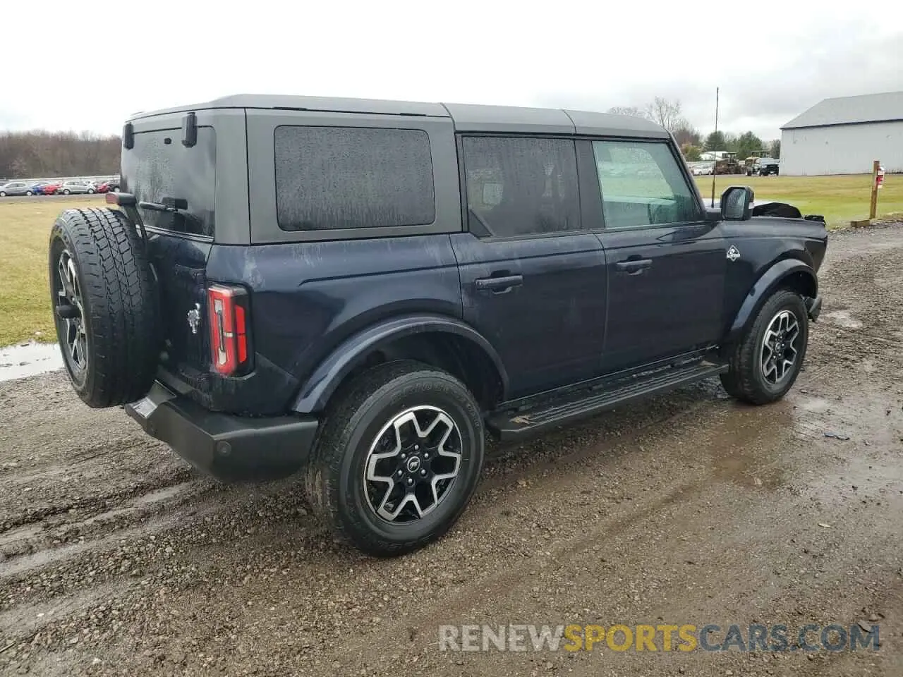 3 Photograph of a damaged car 1FMEE5DP8MLA78361 FORD BRONCO 2021
