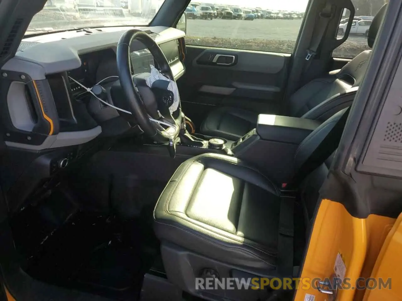 7 Photograph of a damaged car 1FMEE5DP8MLA87481 FORD BRONCO 2021