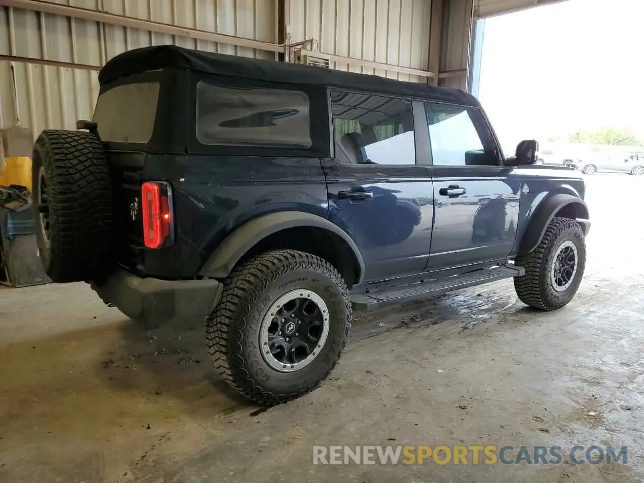 3 Photograph of a damaged car 1FMEE5DPXMLA91211 FORD BRONCO 2021