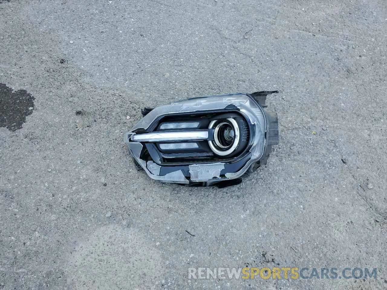 13 Photograph of a damaged car 3FMCR9A64MRA33241 FORD BRONCO 2021