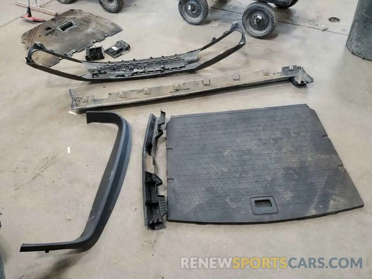 13 Photograph of a damaged car 3FMCR9B69MRB26657 FORD BRONCO 2021