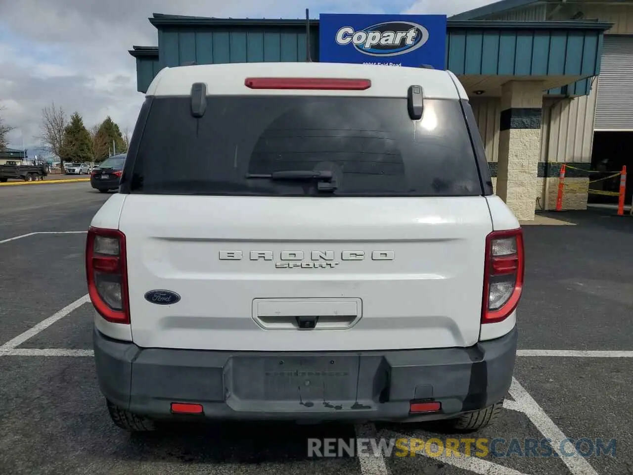 6 Photograph of a damaged car 3FMCR9B6XMRA26471 FORD BRONCO 2021