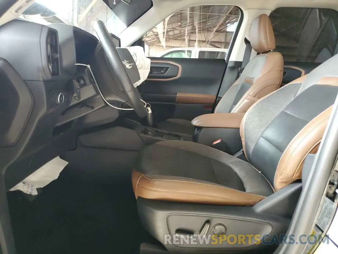 7 Photograph of a damaged car 3FMCR9C61MRB15330 FORD BRONCO 2021