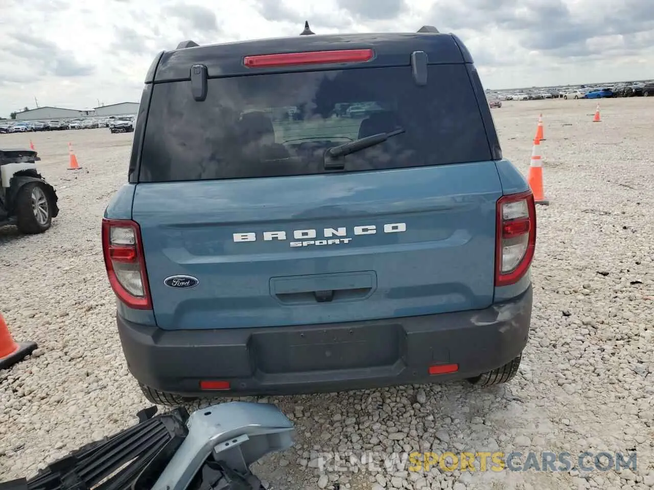 6 Photograph of a damaged car 3FMCR9C63MRA02785 FORD BRONCO 2021