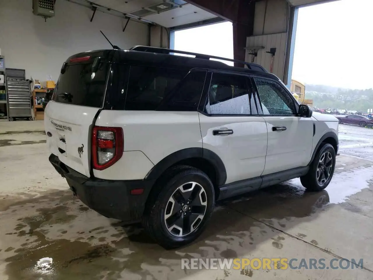 3 Photograph of a damaged car 3FMCR9C63MRA31123 FORD BRONCO 2021