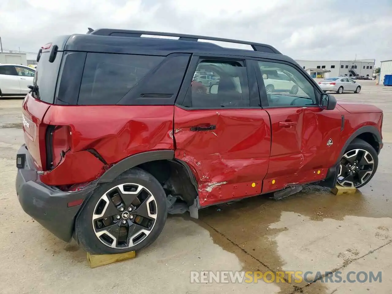 3 Photograph of a damaged car 3FMCR9C64MRA72912 FORD BRONCO 2021