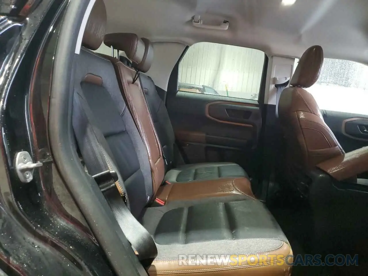 11 Photograph of a damaged car 3FMCR9C66MRB35783 FORD BRONCO 2021
