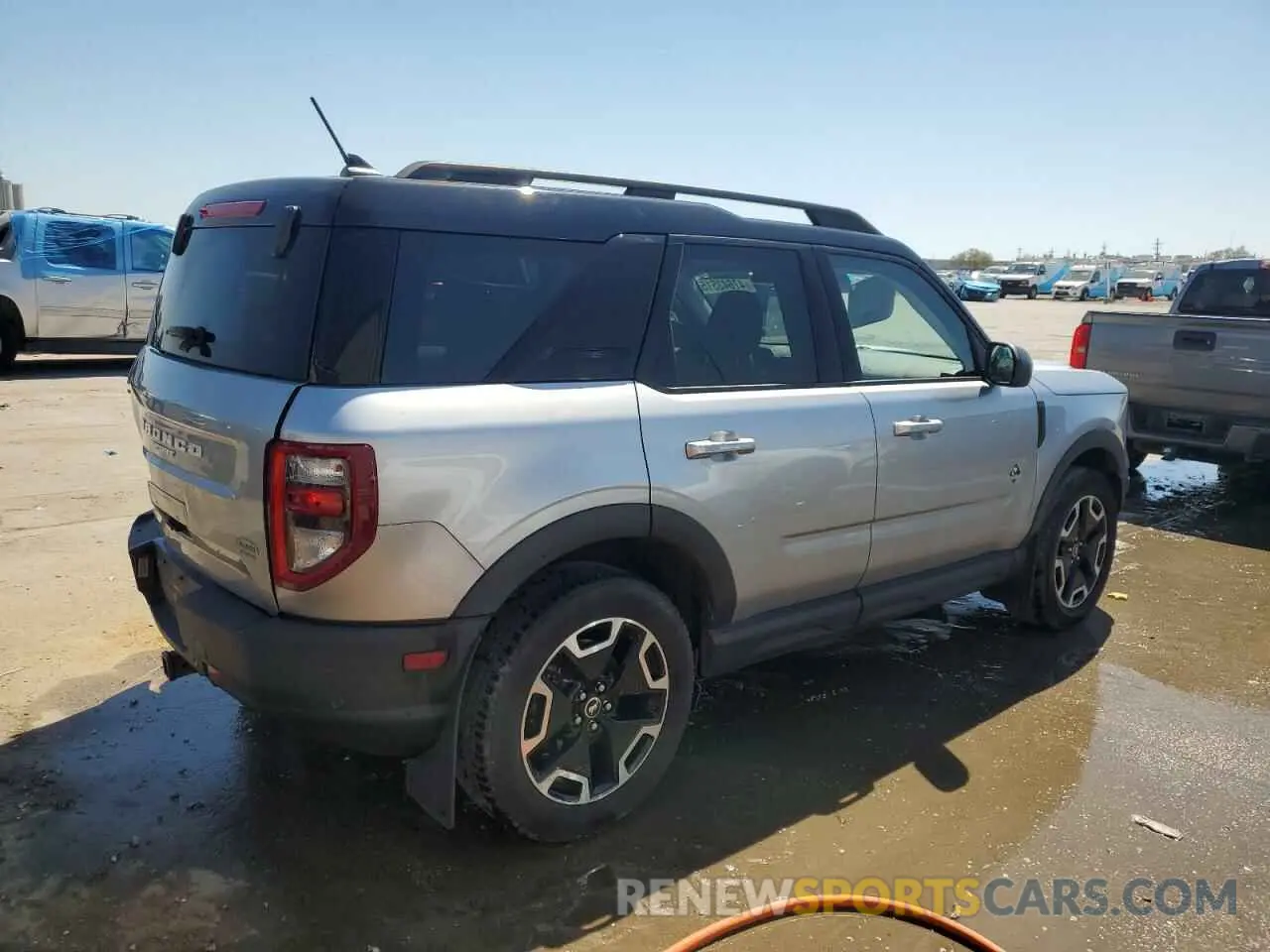 3 Photograph of a damaged car 3FMCR9C69MRA98325 FORD BRONCO 2021