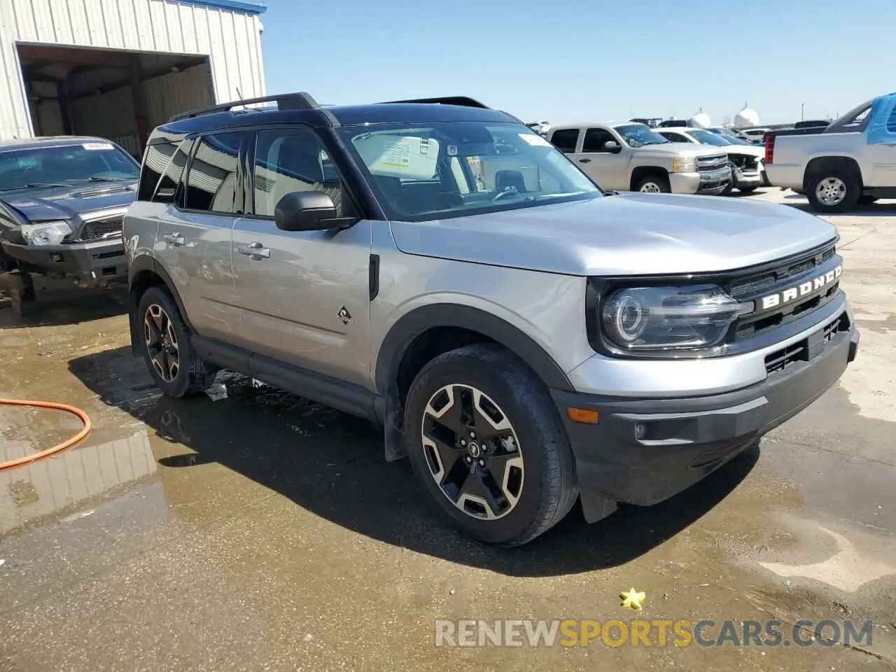 4 Photograph of a damaged car 3FMCR9C69MRA98325 FORD BRONCO 2021