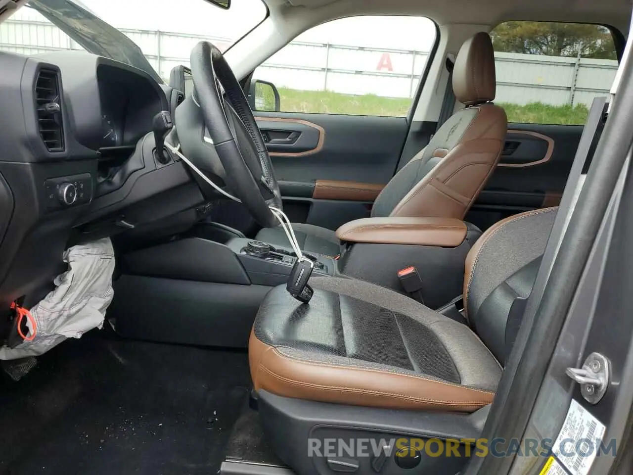 7 Photograph of a damaged car 3FMCR9C6XMRA57055 FORD BRONCO 2021