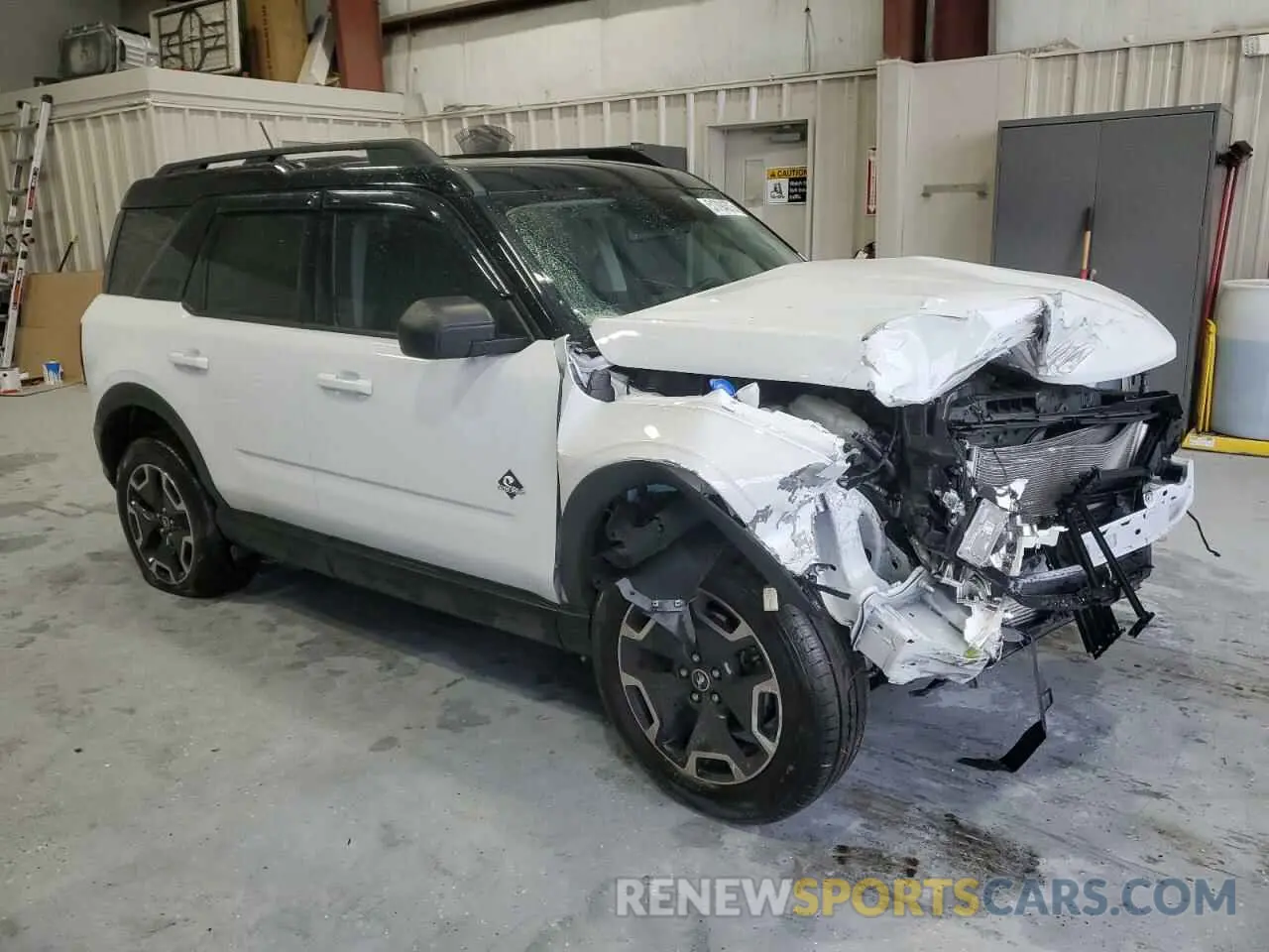 4 Photograph of a damaged car 3FMCR9C6XMRB07632 FORD BRONCO 2021