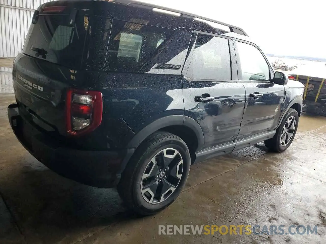 3 Photograph of a damaged car 3FMCR9C6XMRB11051 FORD BRONCO 2021