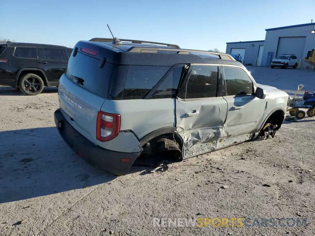 3 Photograph of a damaged car 3FMCR9C6XMRB13866 FORD BRONCO 2021