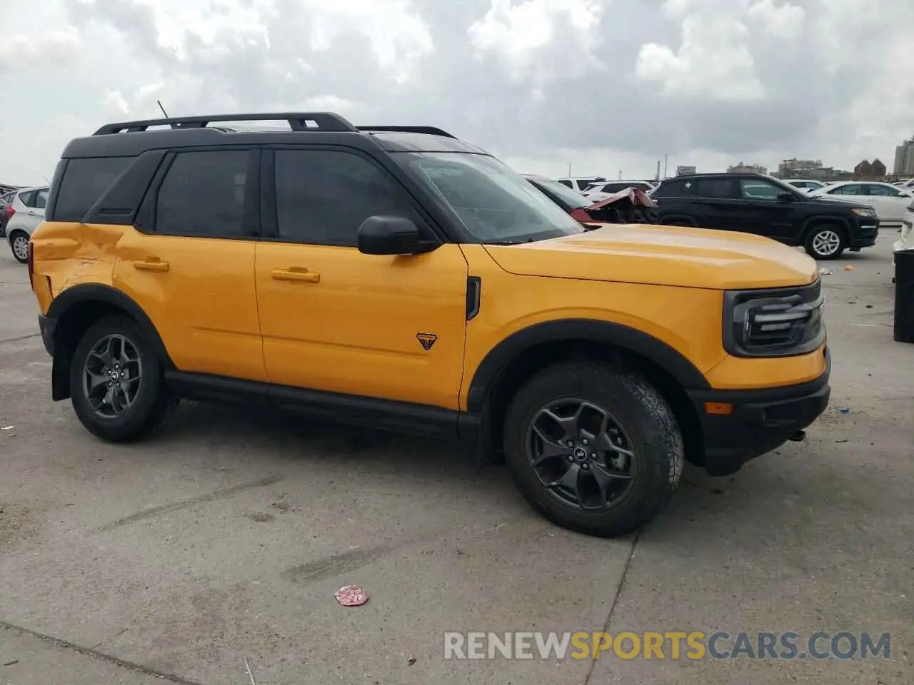 4 Photograph of a damaged car 3FMCR9D90MRA78327 FORD BRONCO 2021