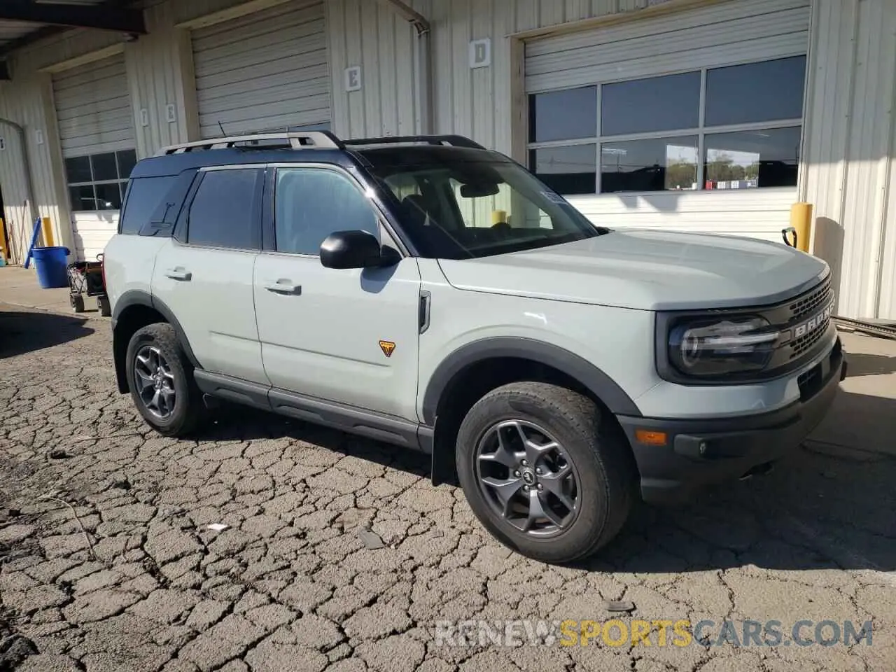 4 Photograph of a damaged car 3FMCR9D94MRA87158 FORD BRONCO 2021