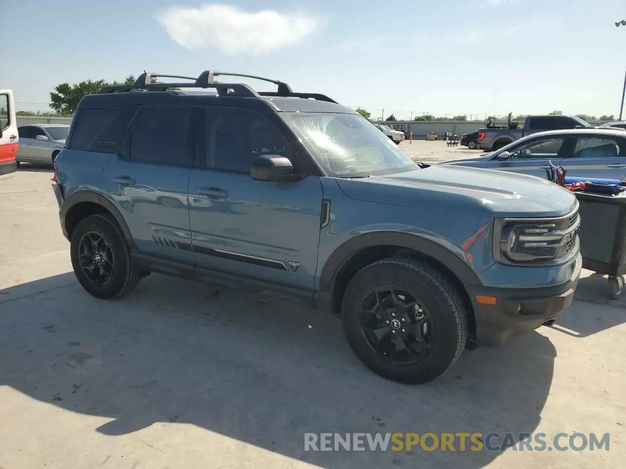 4 Photograph of a damaged car 3FMCR9F90MRA26175 FORD BRONCO 2021